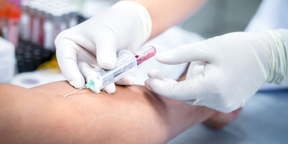 Prise de sang dans un bras