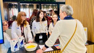 Stand de sensibilisation à l'endométriose - Hôpital Erasme - H.U.B