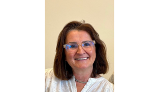 Asuncion Ballarin, Infirmière cheffe, Stomathérapeute, Responsable de la cellule nutrition clinique, soins de plaies, stomathérapie à l’H.U.B. 
